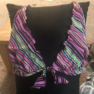Barely used size 36C Victoria’s Secret Bikini Top